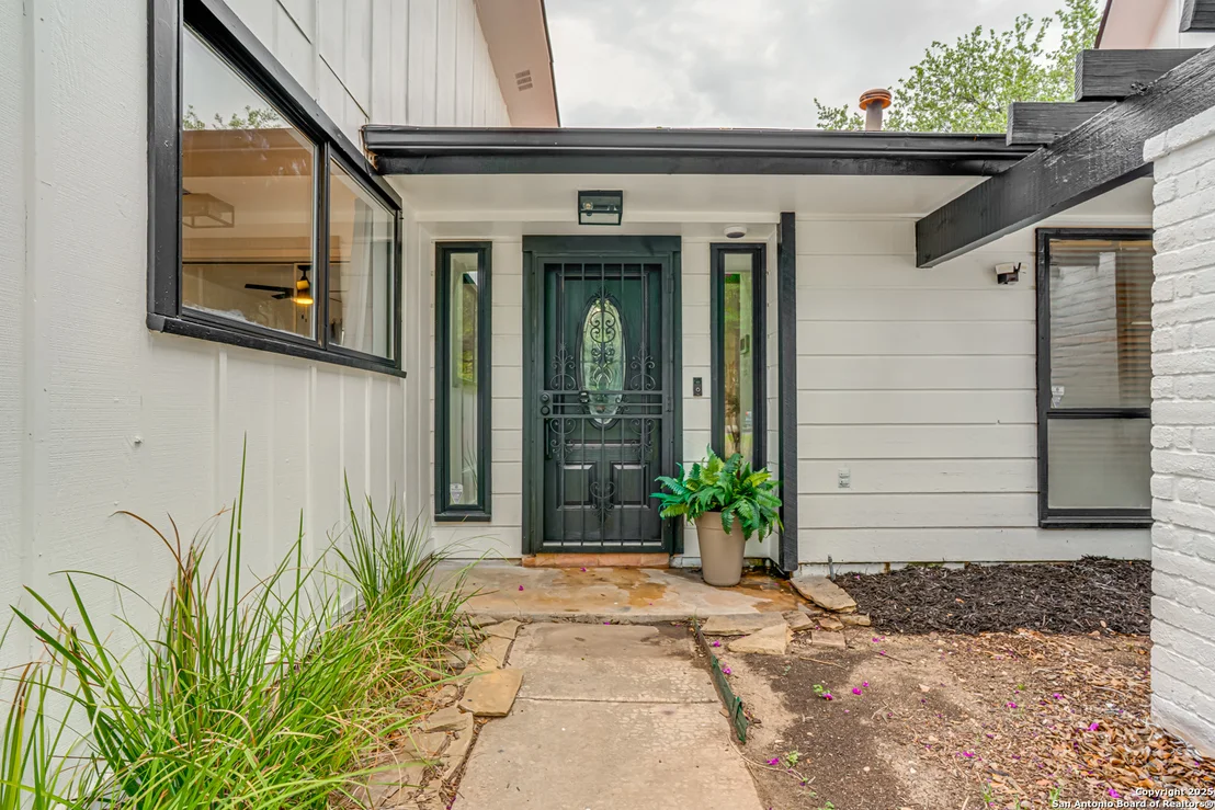 Photo of 14622 Bitternut Woods St