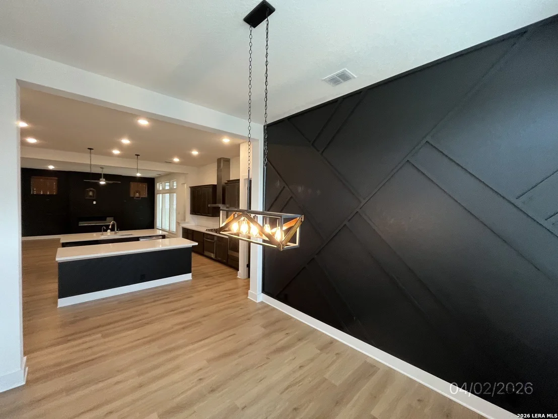 Photo of 419 Aurora Basin