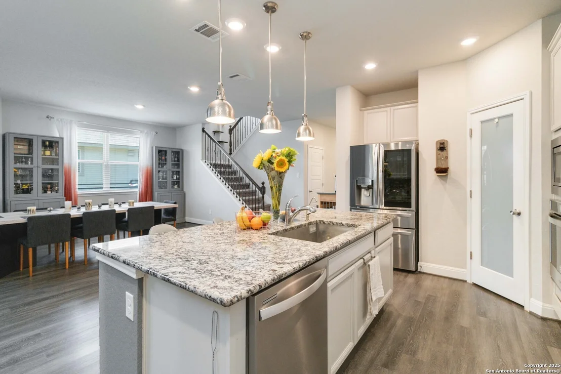 Photo of 2210 Castello