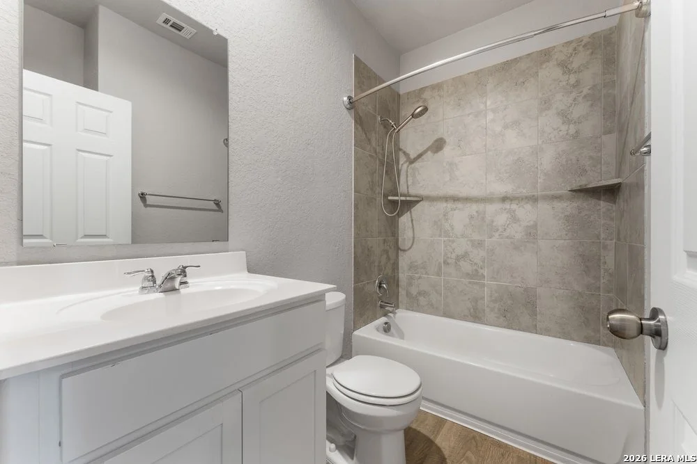 Photo of 450 Pleasanton Spring