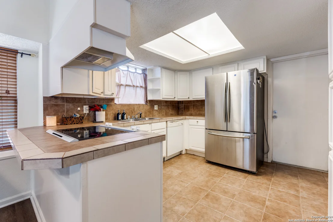 Photo of 4913 Crestwood