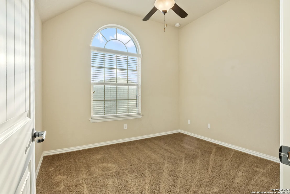 Photo of 5326 Tulip Bend