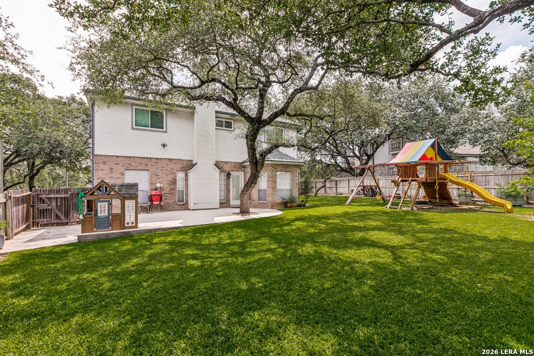 Photo of 18019 SUMMER KNOLL
