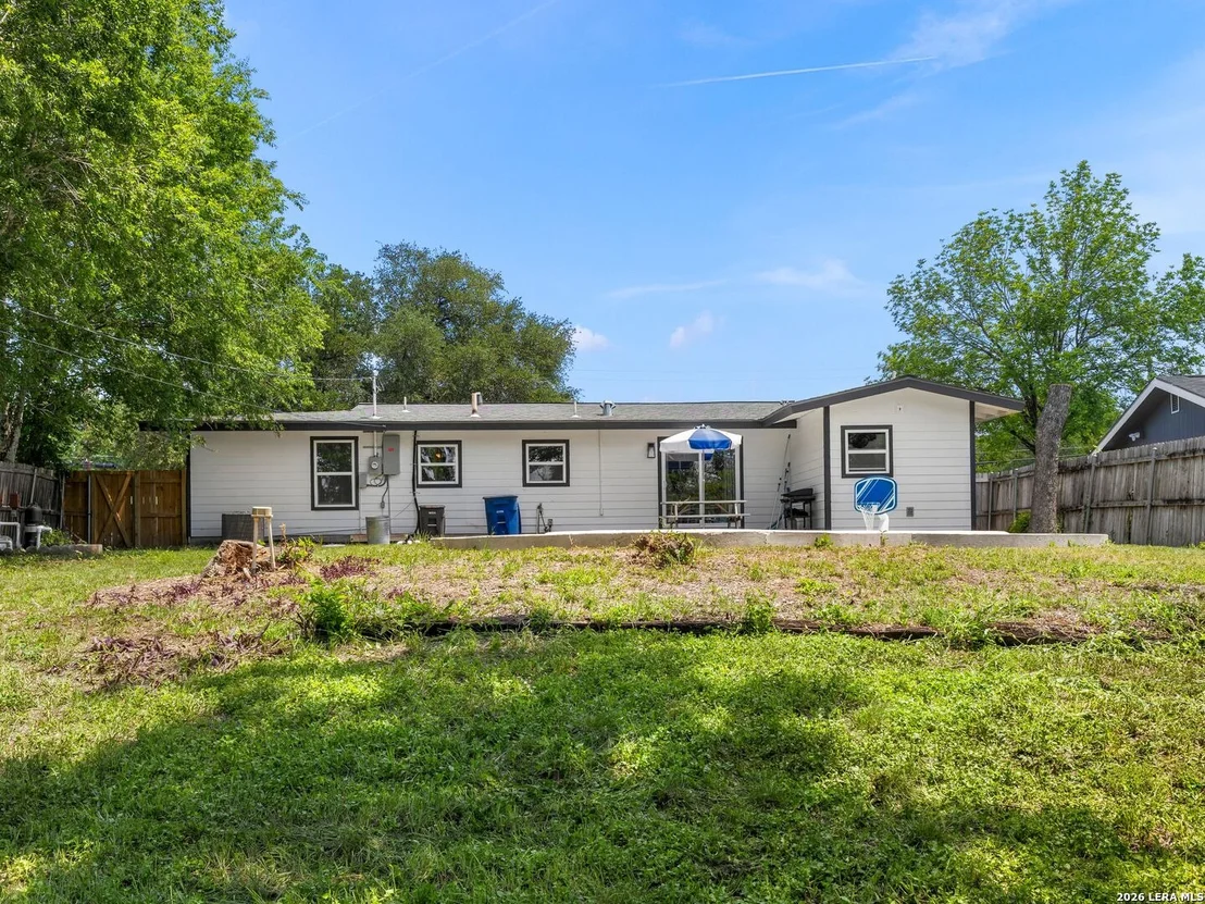 Photo of 503 Pickwell Dr