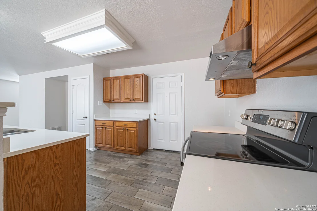 Photo of 7702 Hedrick Farm