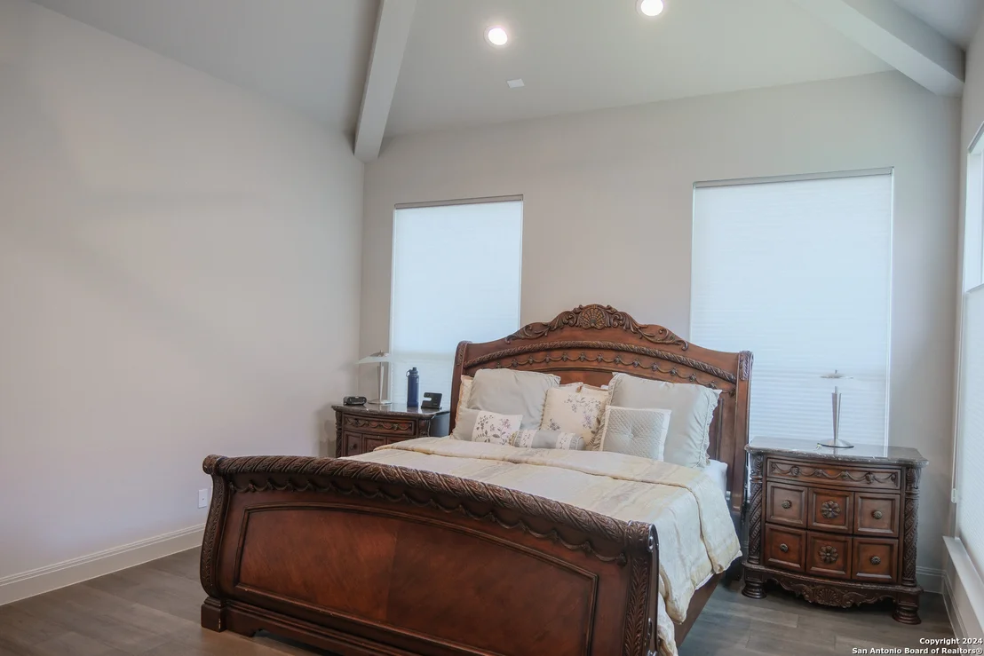 Photo of 7206 BLUFF RUN