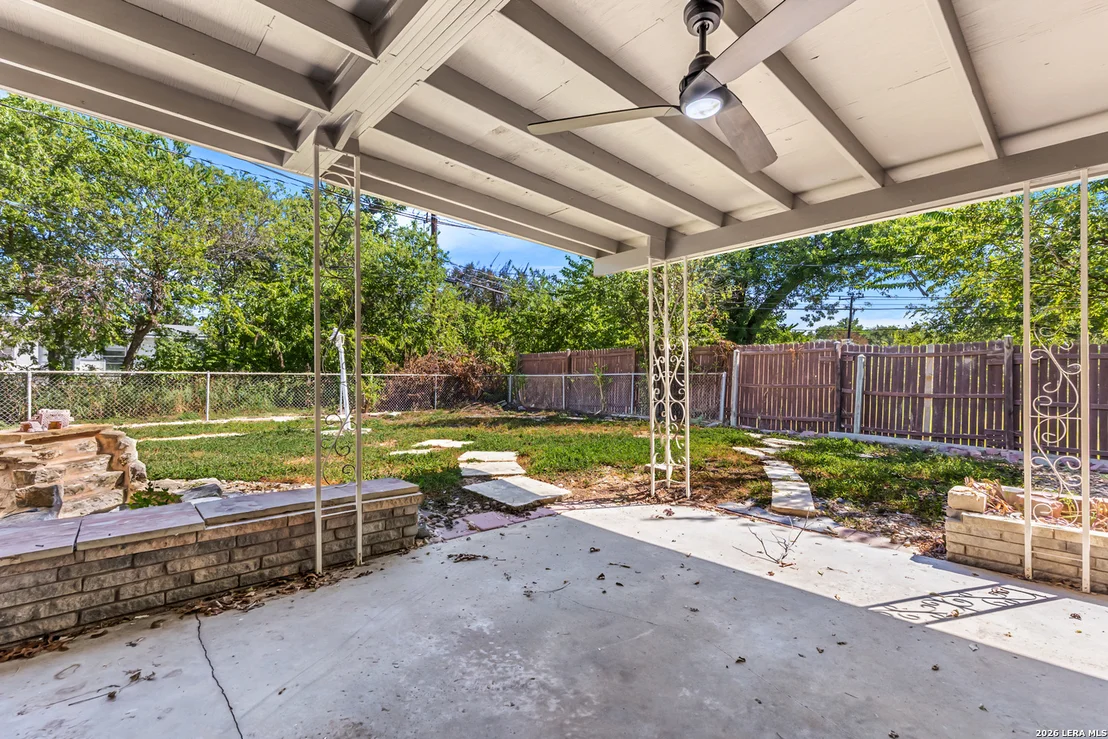 Photo of 1327 OBLATE DR