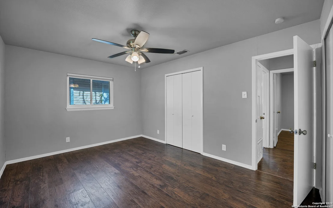 Photo of 4430 CLEAR SPRING DR