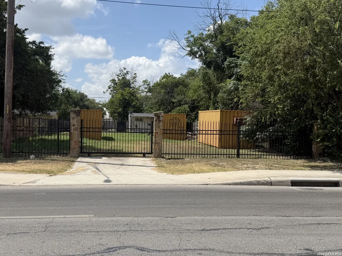 Photo of 838 CULEBRA RD