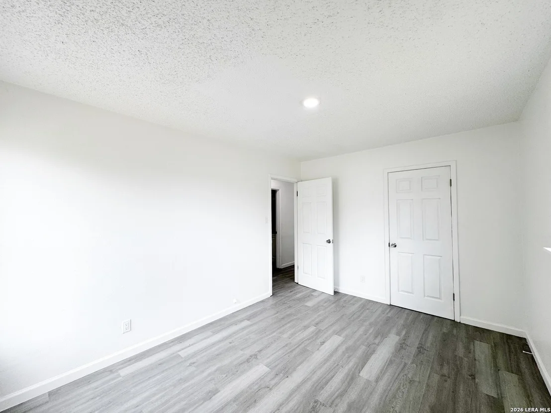 Photo of 501 CORLEY DR