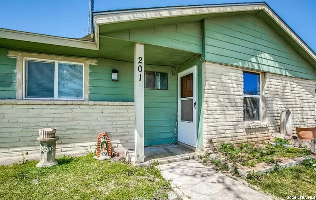 Photo of 201 BRENDA DR