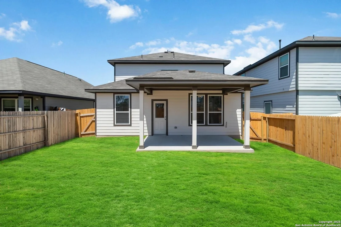 Photo of 15018 Homing Meadow