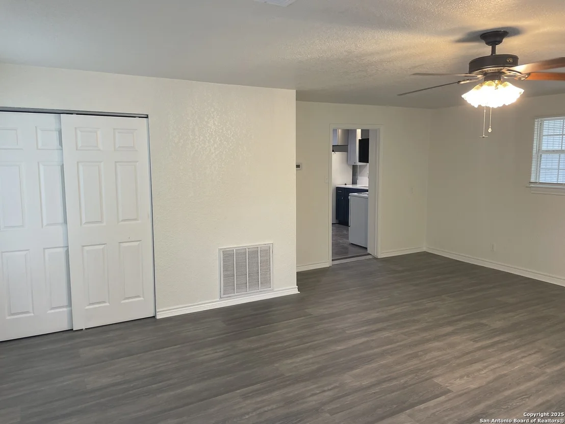 Photo of 605 Avenue M