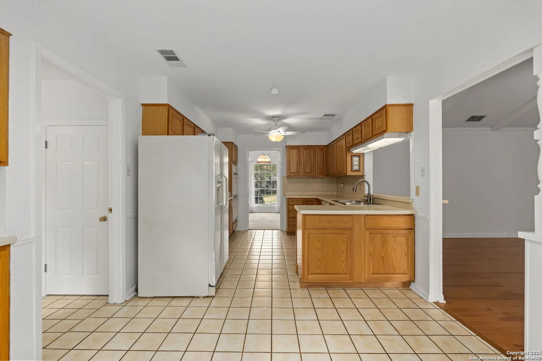 Photo of 5922 Windhaven
