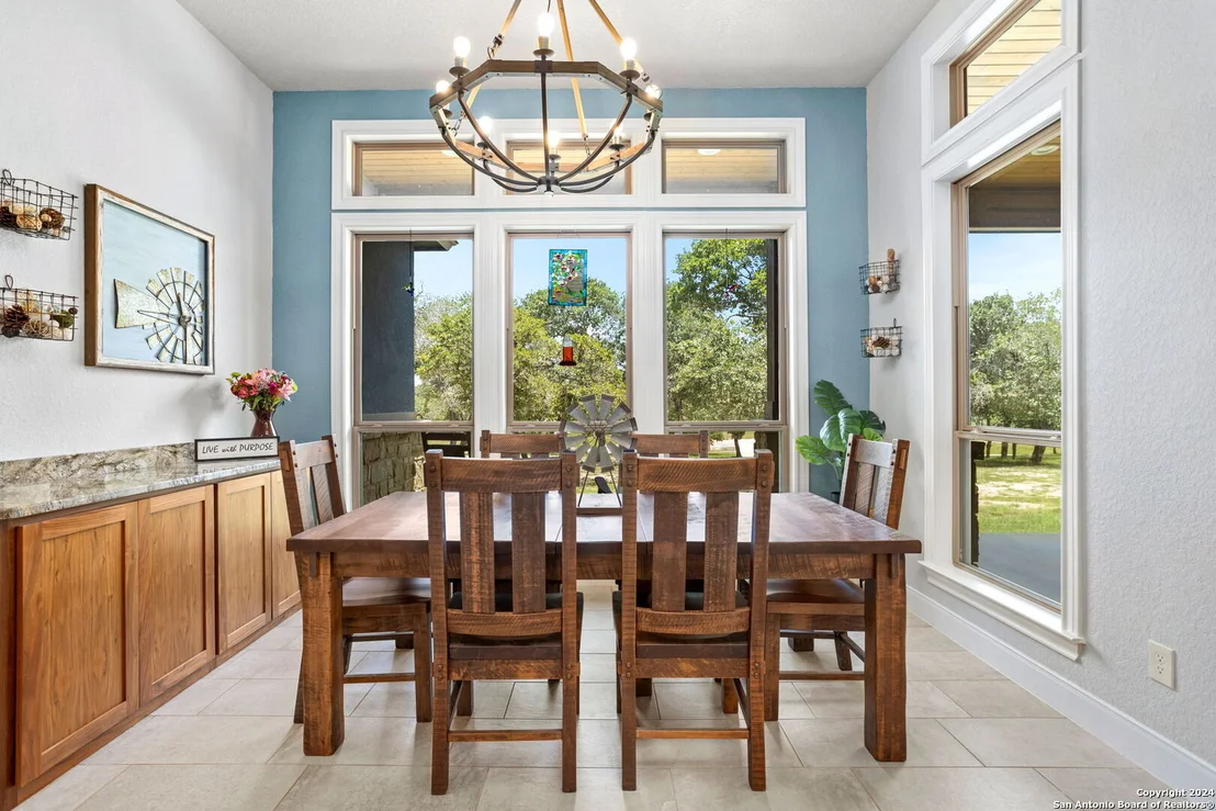 Photo of 145 Crescent Ridge
