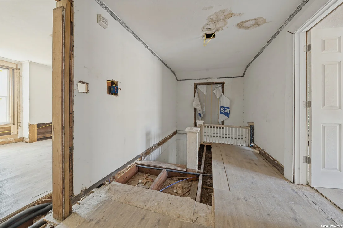 Photo of 344 Belmont