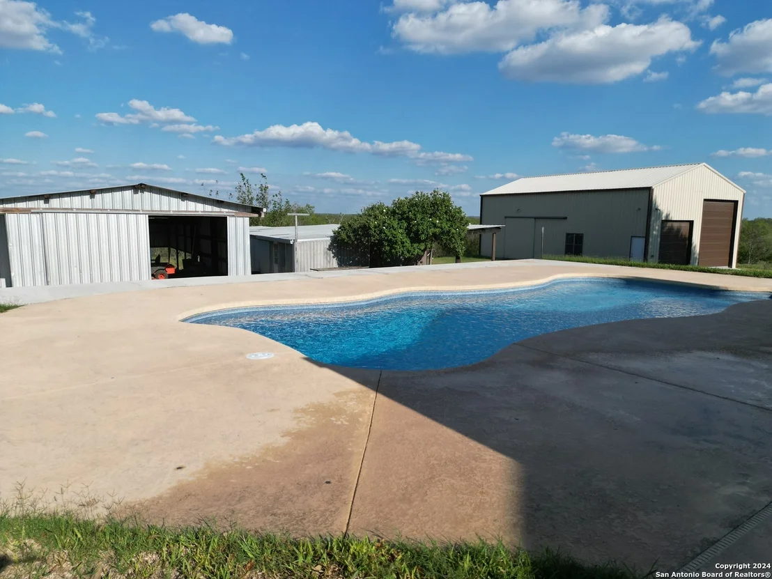 Photo of 100 County Road 305