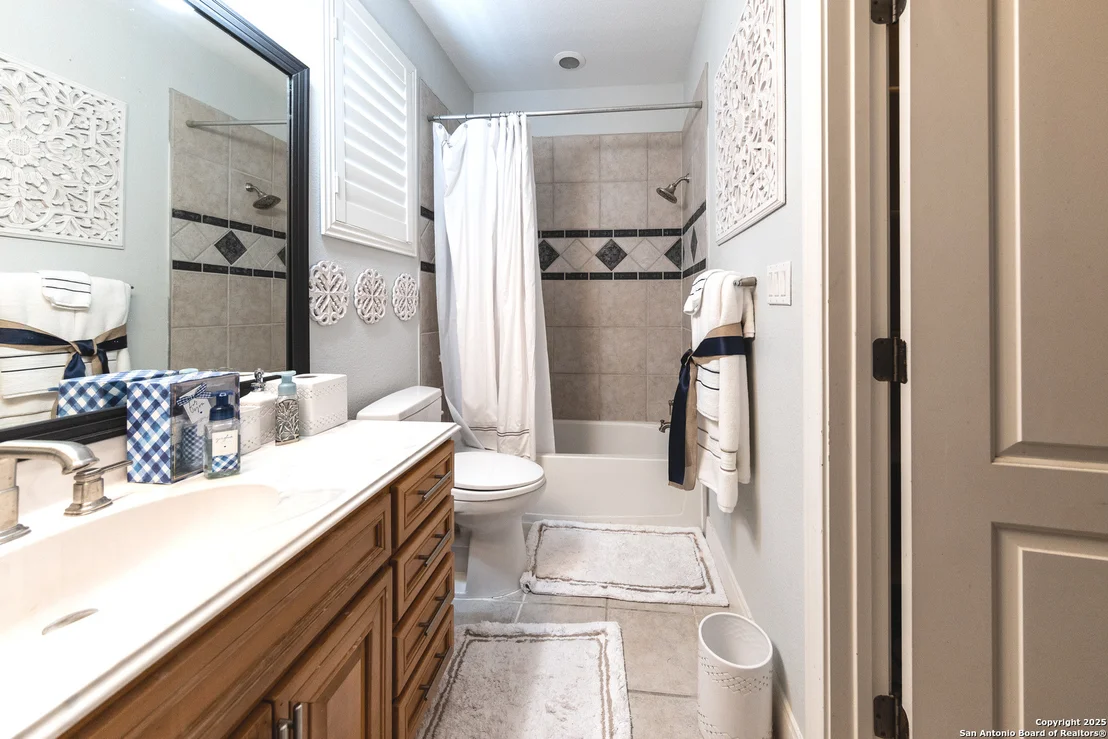 Photo of 112 Los Colinas