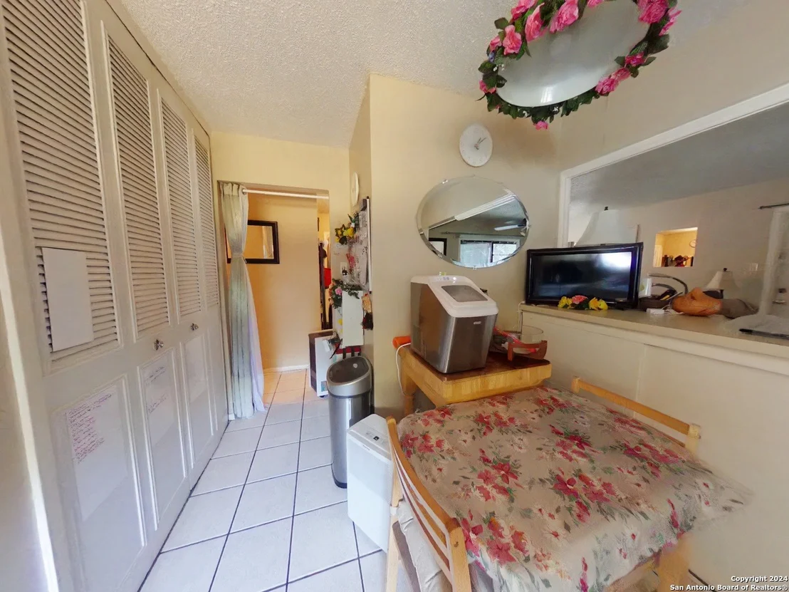 Photo of 8418 SILVERSTAR DR