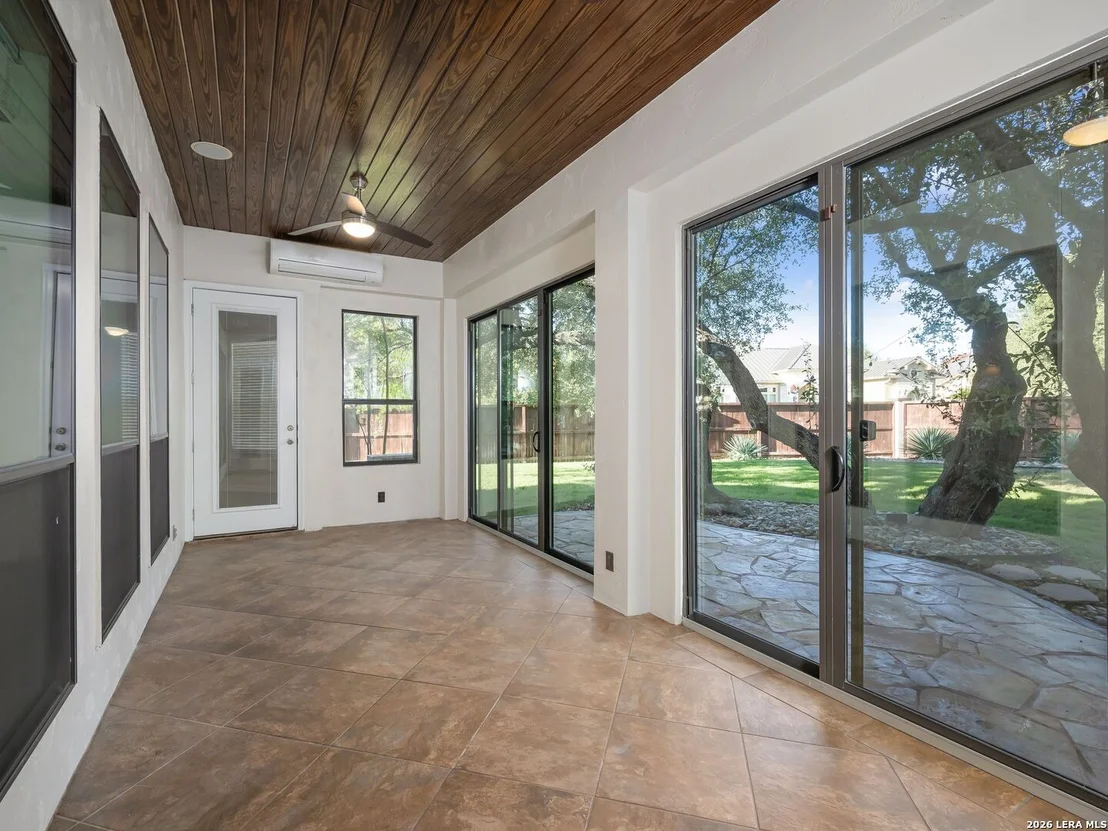 Photo of 303 Regent Circle