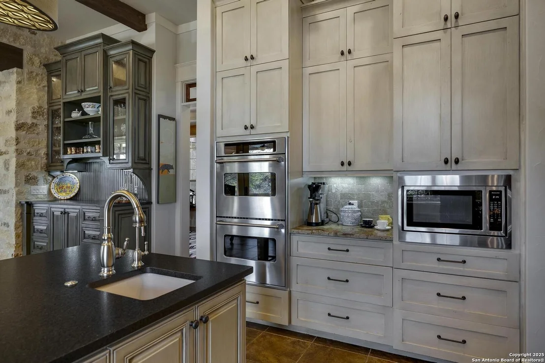 Photo of 107 LEGACY POINTE