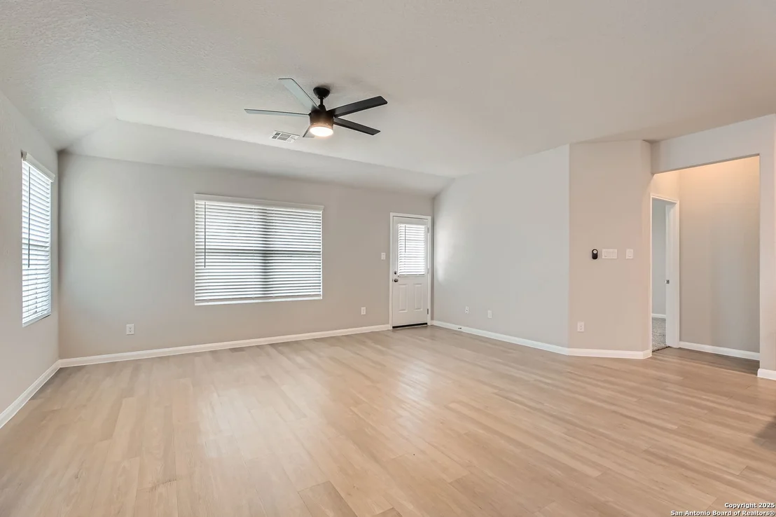 Photo of 5680 Jasmine Spur