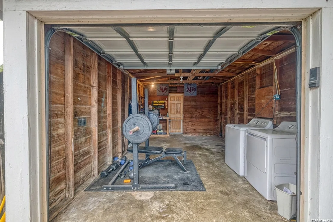 Photo of 832 Maple St