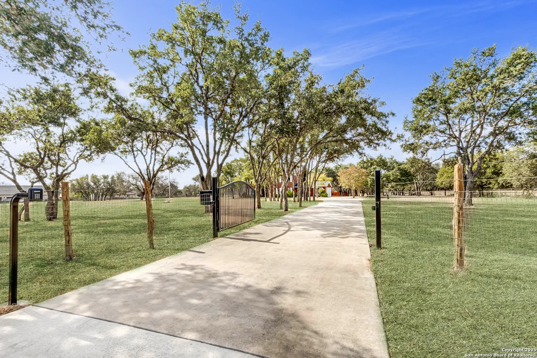 Photo of 31045 Post Oak