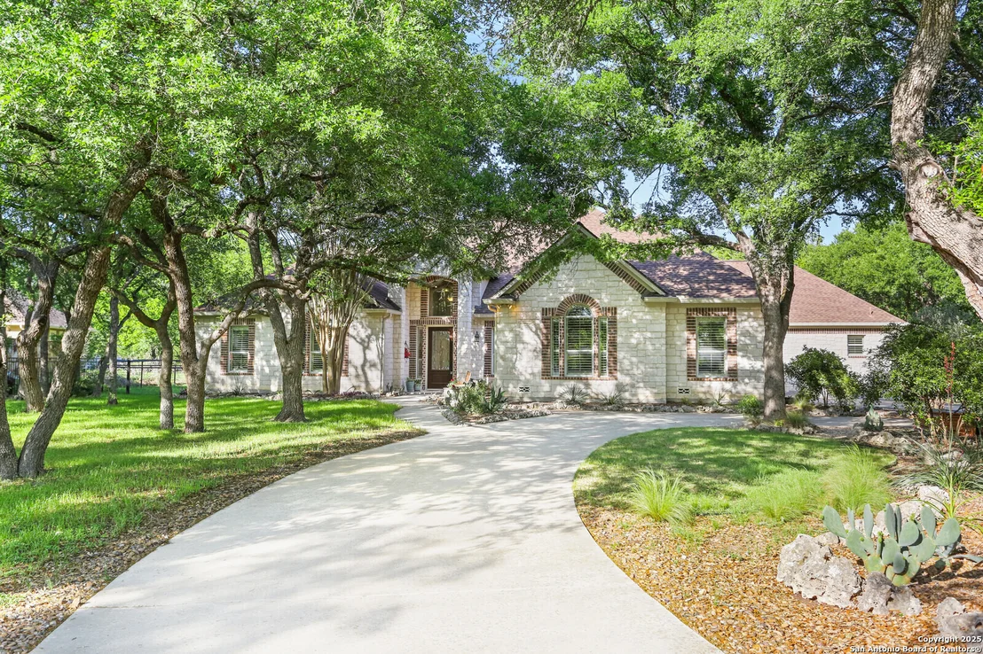 Photo of 436 hidden springs