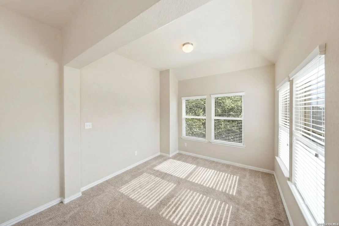 Photo of 6012 Akin Song