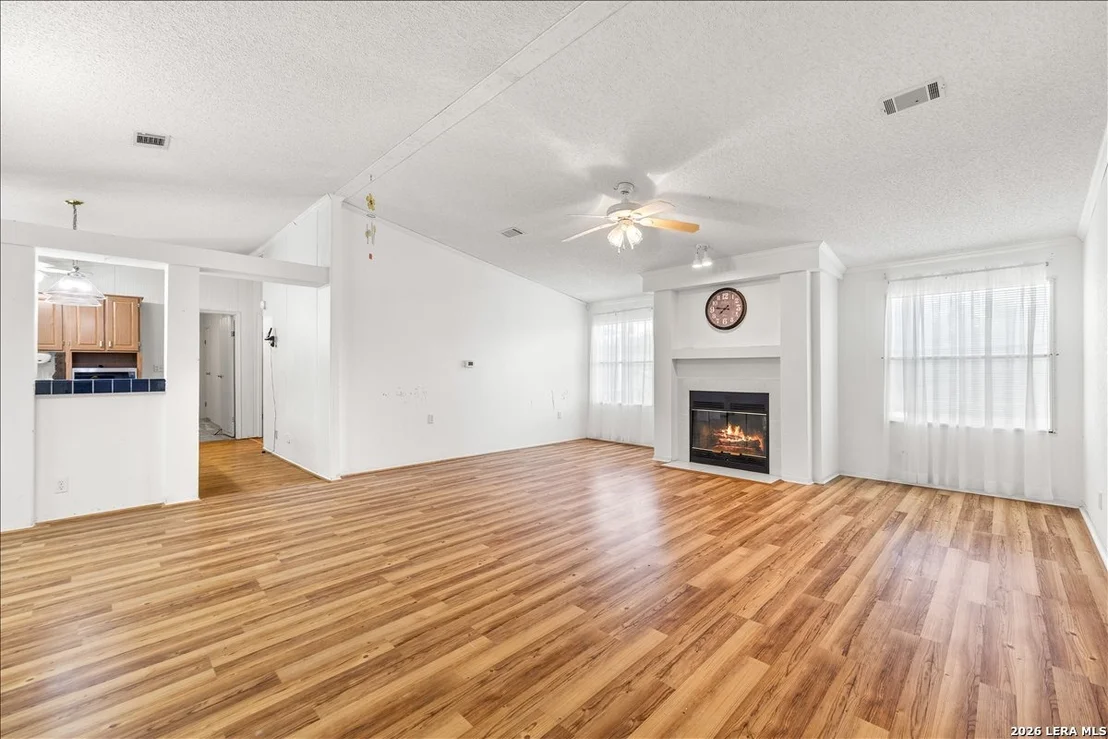 Photo of 611 Hedgestone