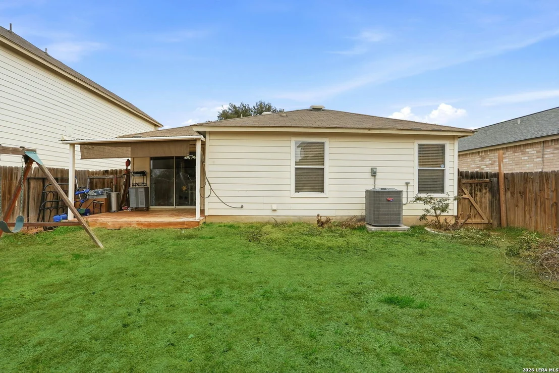 Photo of 5018 Green Post