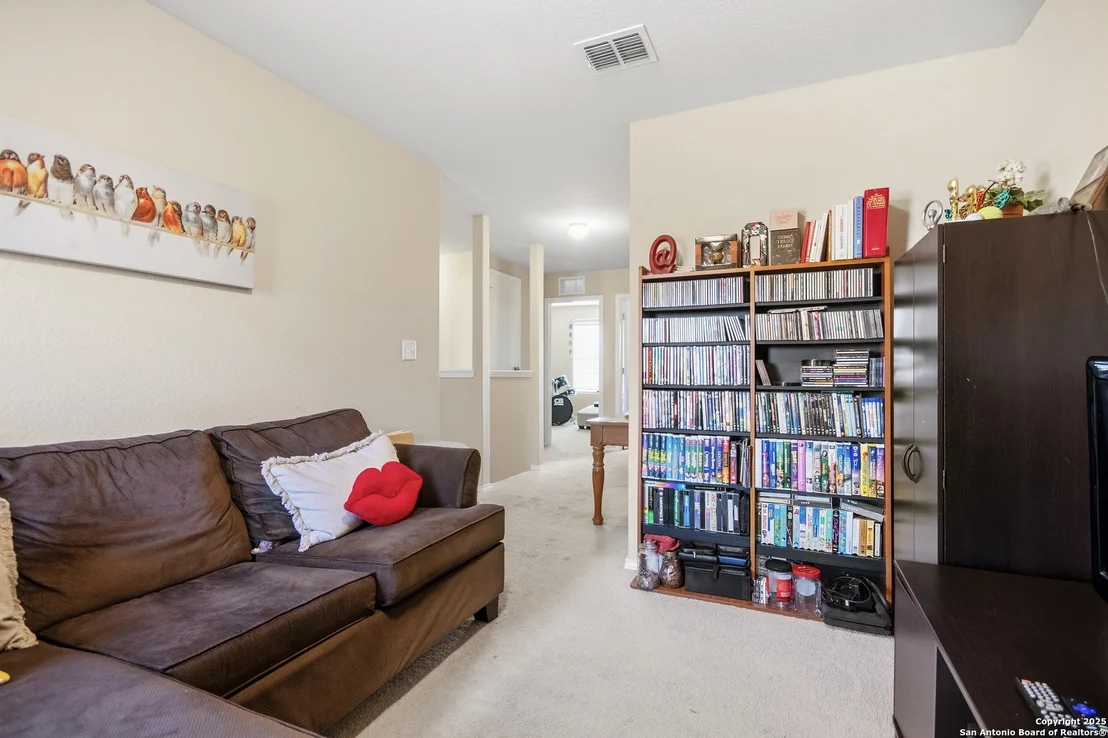 Photo of 3831 Hickory Arch