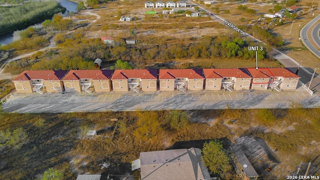 Photo of Unit UNIT3 at 391 Riverside Drive