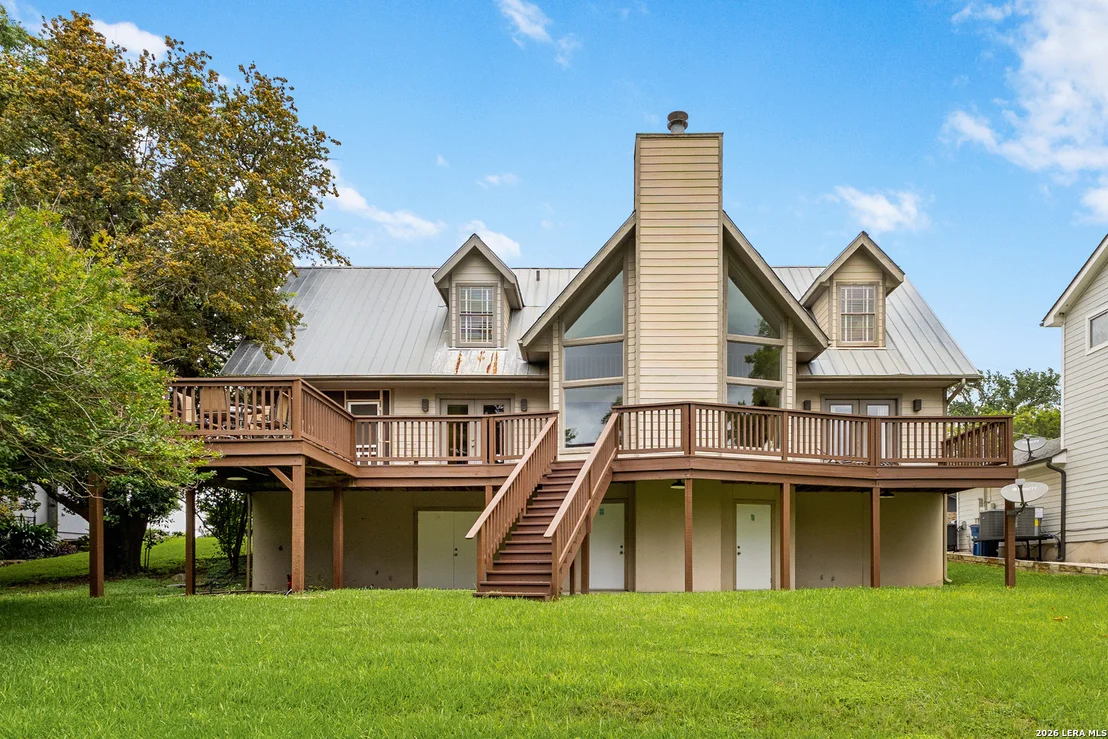 Photo of 340 RIO DR