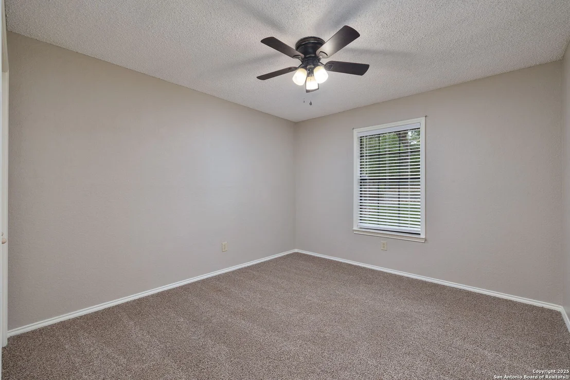 Photo of 9231 Saint Ives