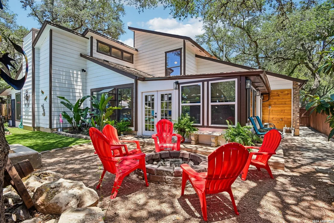 Photo of 15519 Long Creek