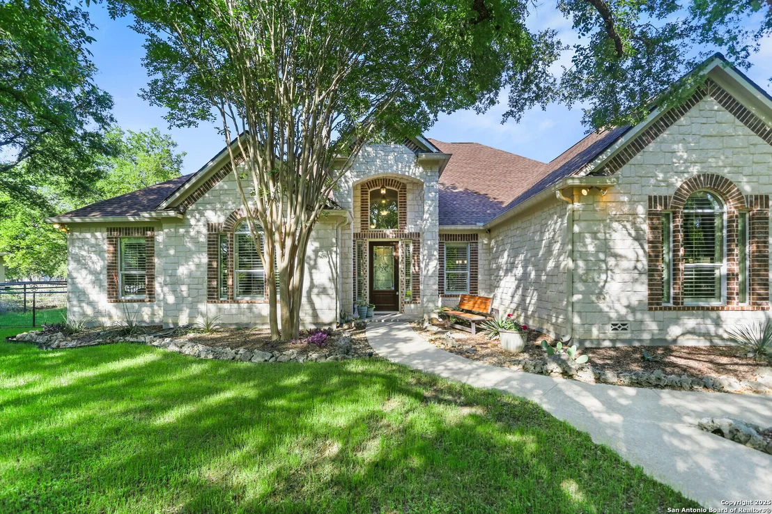 Photo of 436 hidden springs