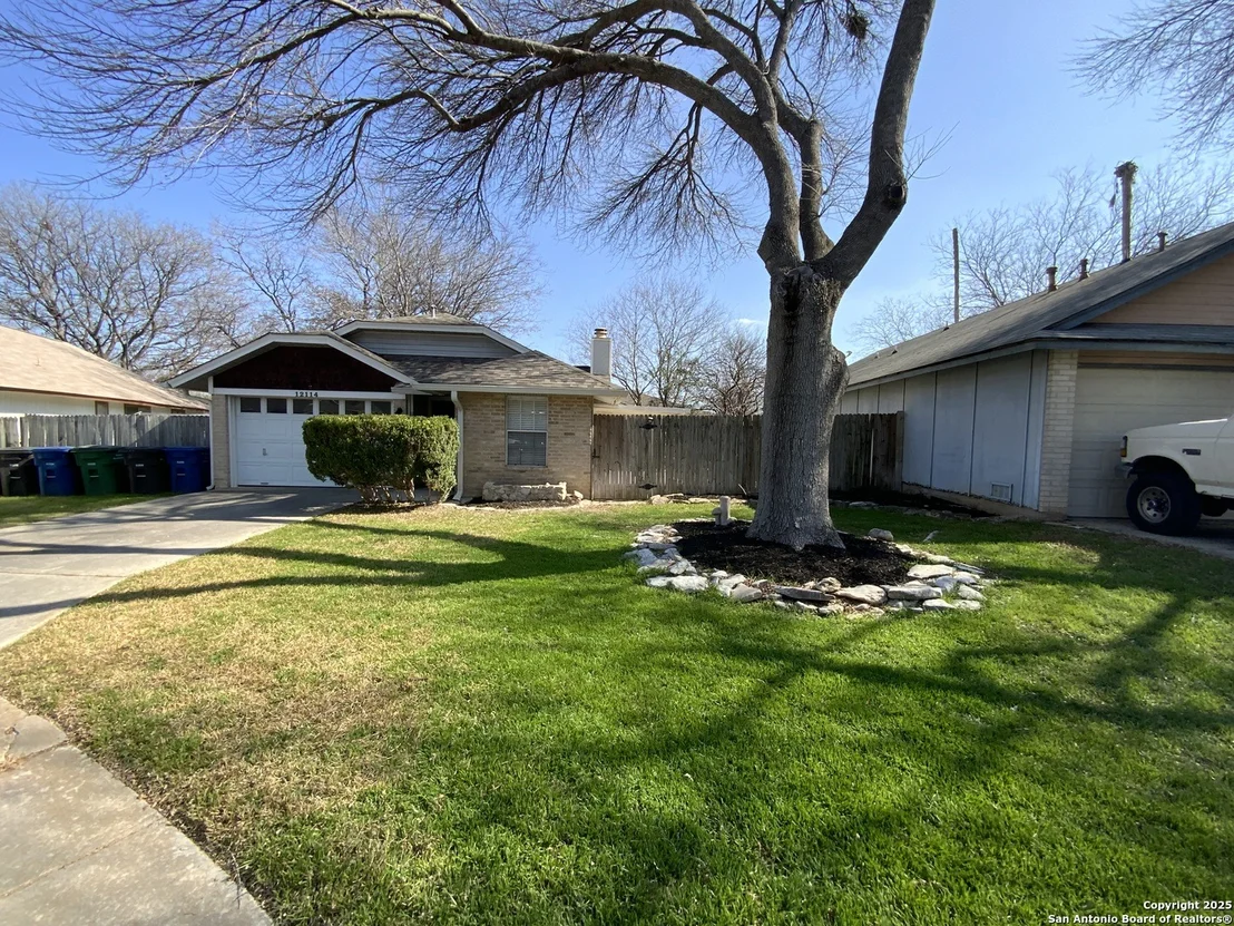 Photo of 12114 STONEY BEND ST
