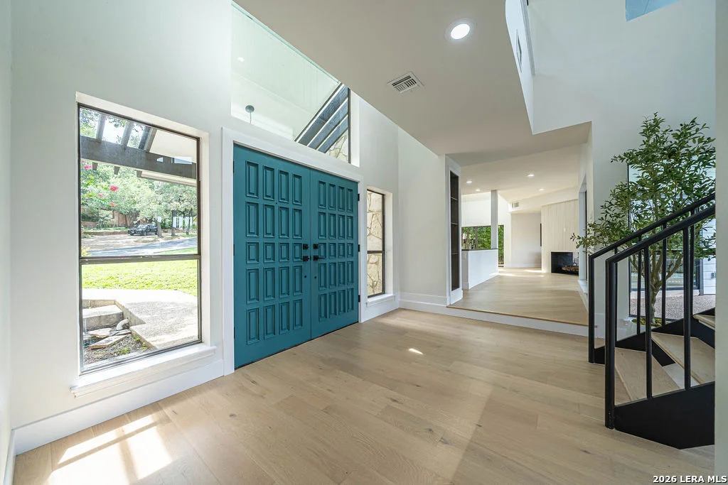 Photo of 206 Bluff Hollow