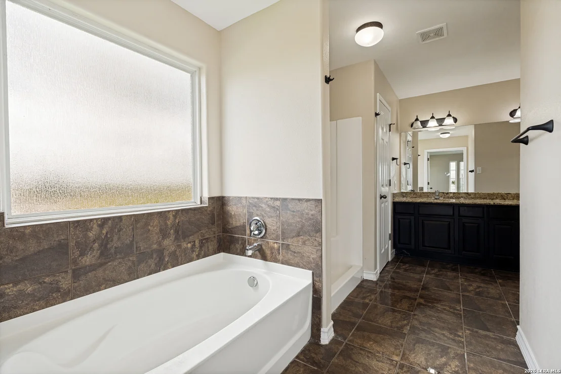 Photo of 2512 SCHWAB RD