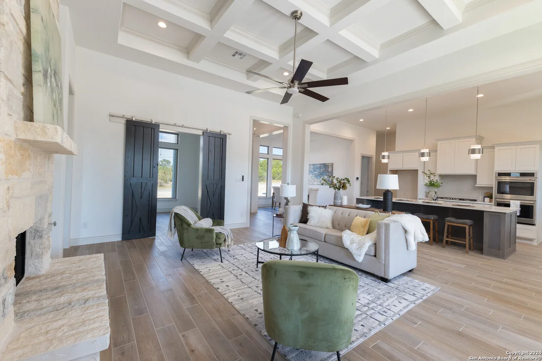 Photo of 331 TOUCAN DR