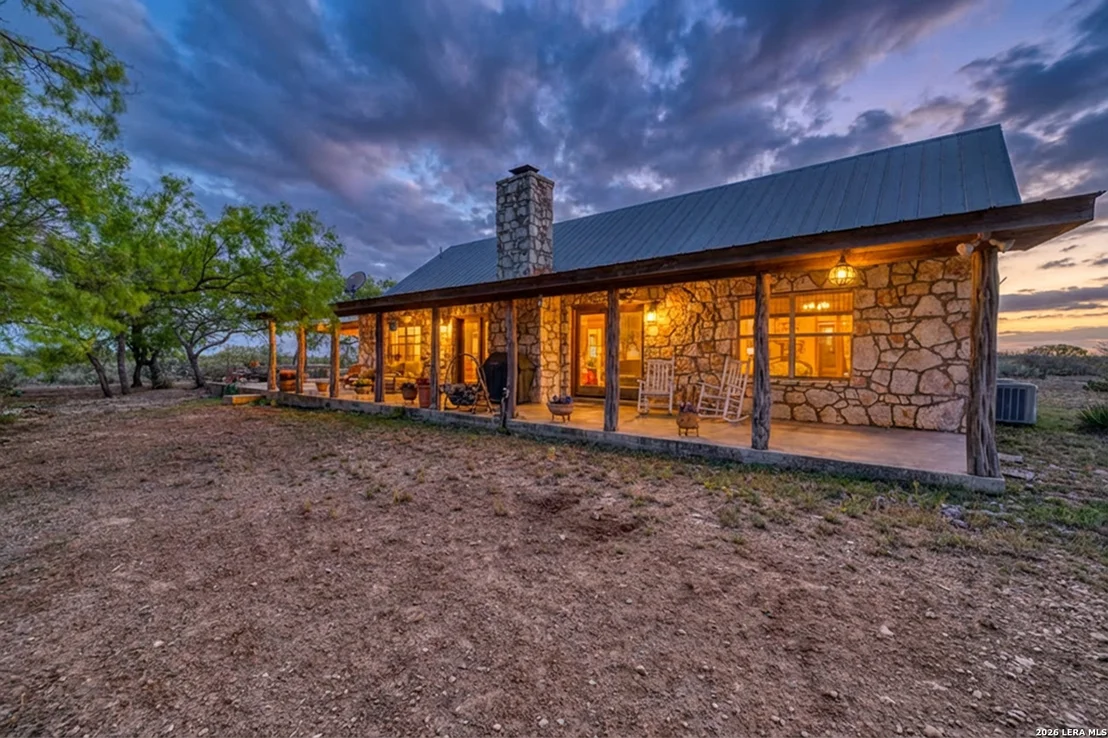 Photo of 2292 County Road 400