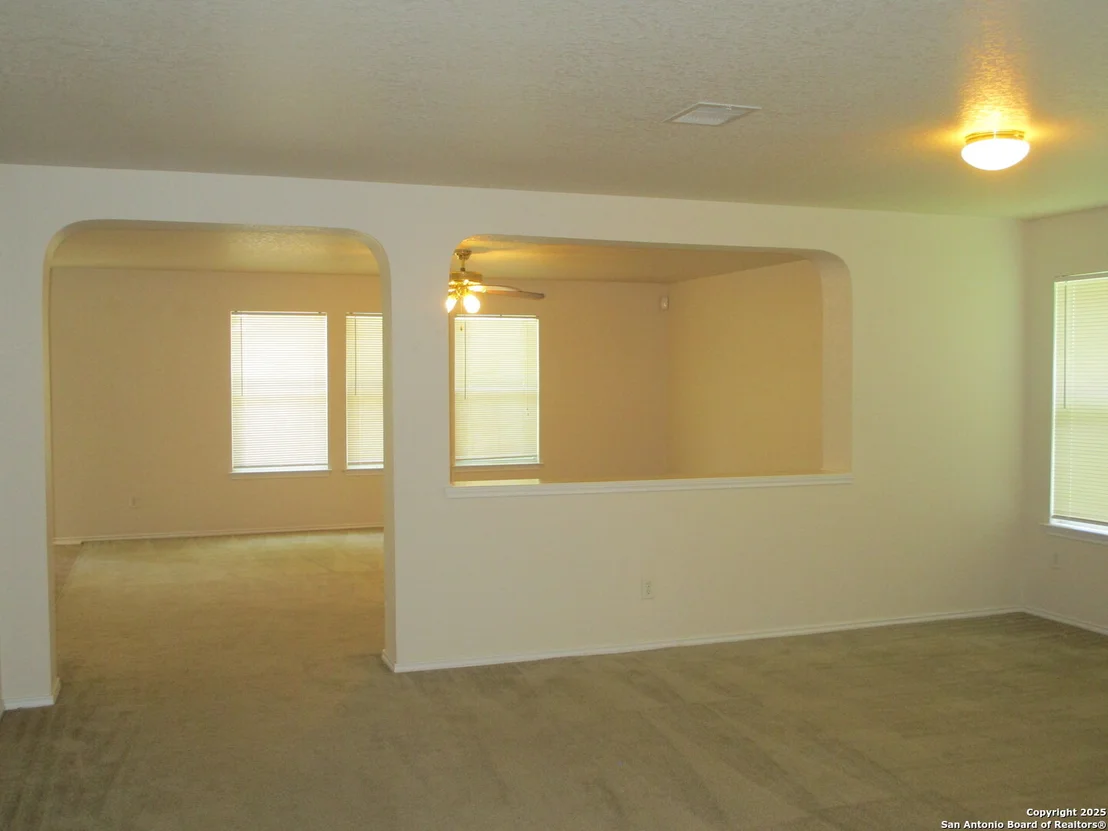 Photo of 11011 Crystal Plain