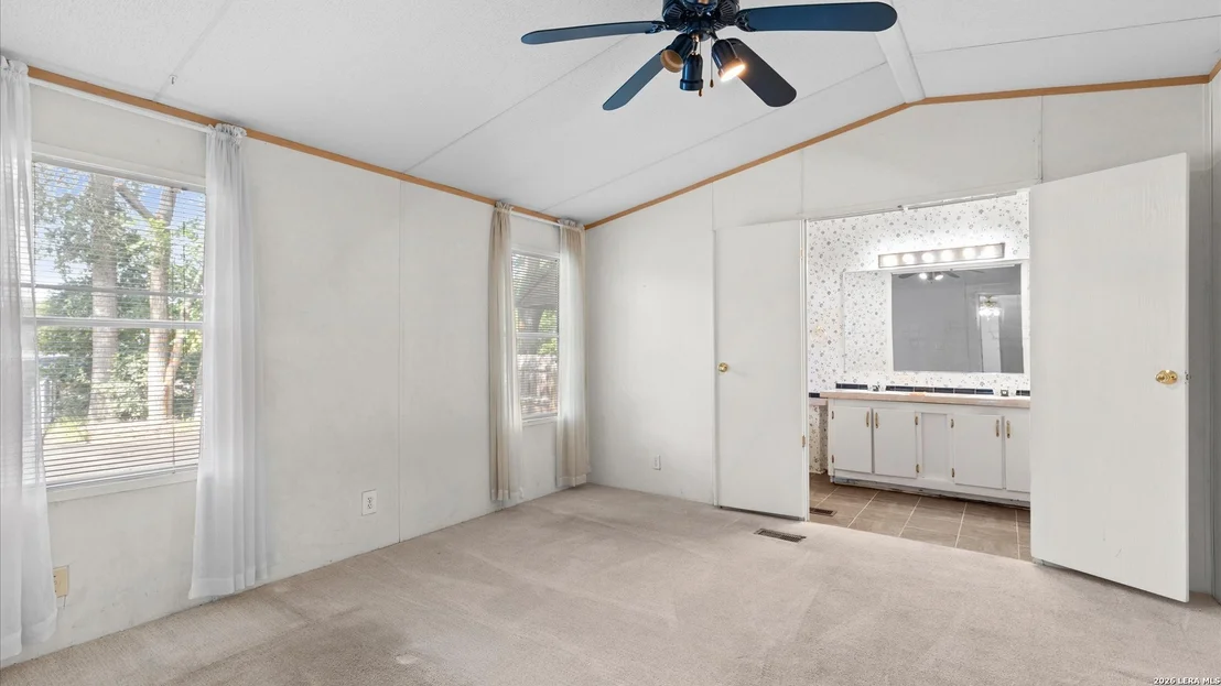 Photo of 276 RIVERVIEW TER