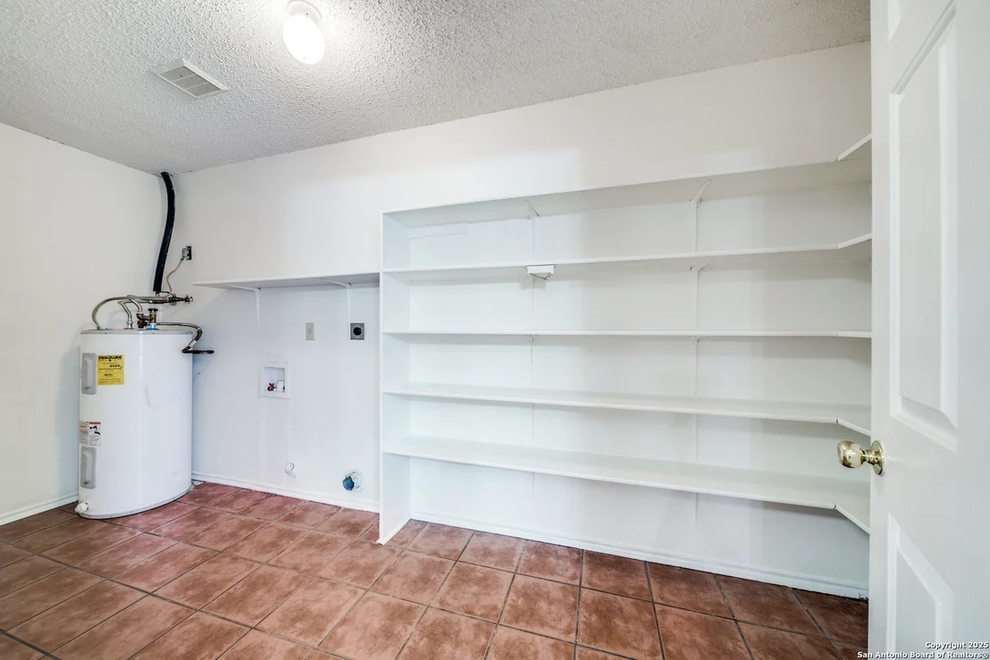 Photo of 7910 DAWNTREE PL