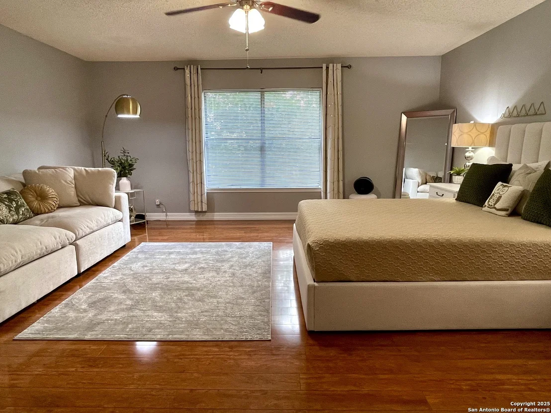 Photo of 9306 Sunlit