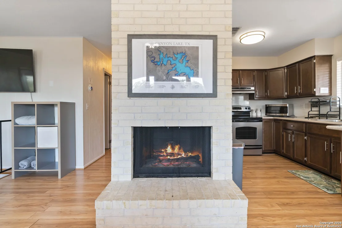 Photo of 1291 Springwater