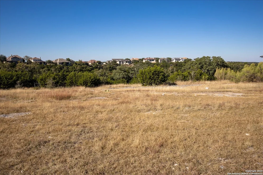 Photo of 112 Towne View Circle
