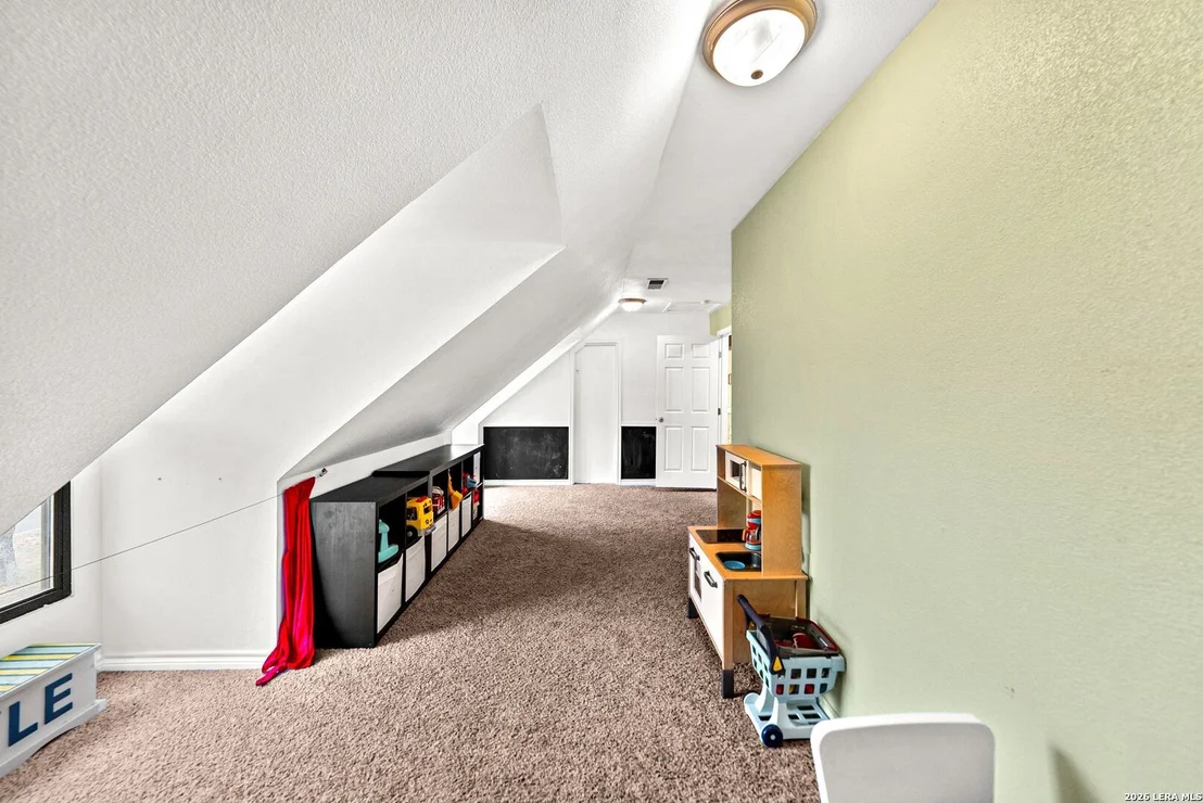 Photo of 14307 Oak Shadows Dr